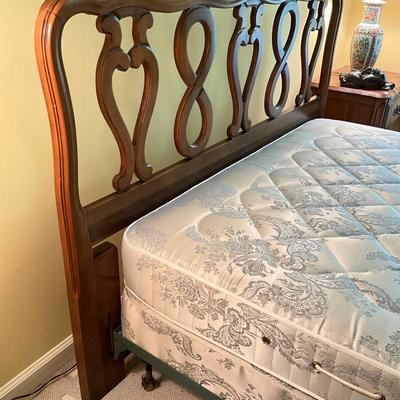 C770 Vintage French Provencial Full /Queen Headboard
