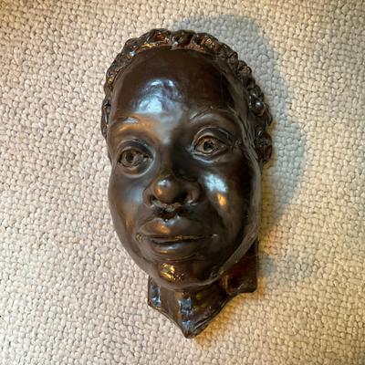 C775 Vintage Clay Sculpture Signed By L. Henselman 5/82
