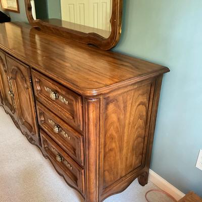 A793 Vintage Drexel Heritage Cabernet French Provincial Nine Drawer Dresser with Mirror