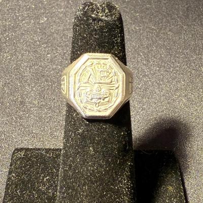 1931 Octagonal 10K White Gold Ring (K-HS)