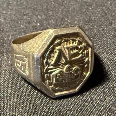 1931 Octagonal 10K White Gold Ring (K-HS)