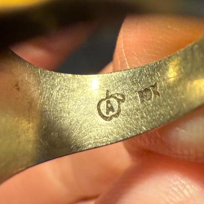 1931 Octagonal 10K White Gold Ring (K-HS)