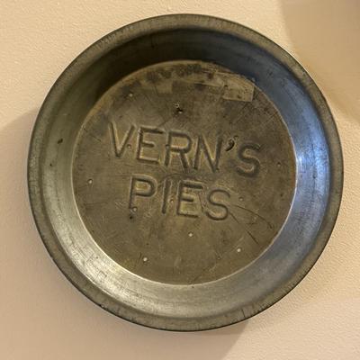 Vintage Pie Plates (KC-HS)