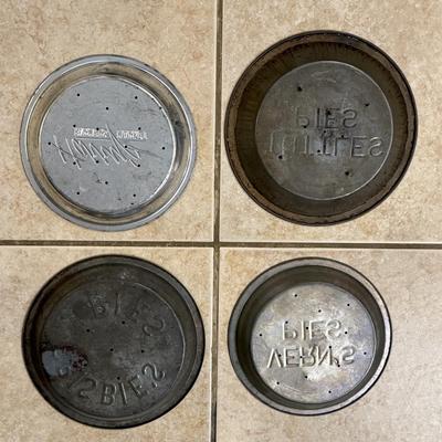 Vintage Pie Plates (KC-HS)