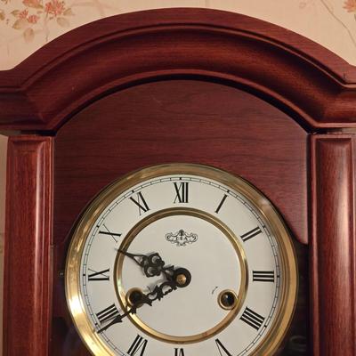 LOT 2D: D&A Wall Clock