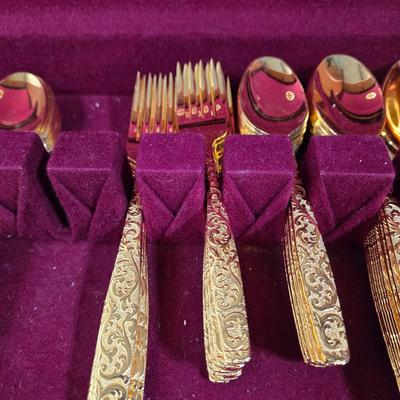 LOT 29D: Naken Gold Flatware Set in Wood Chest