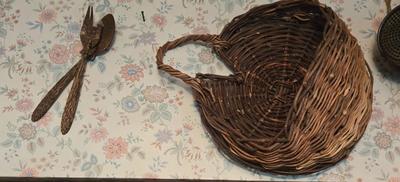 LOT 31K: Vintage Country Kitchen Decor