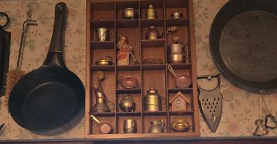 LOT 32K: Various Pieces of Vintage Kitchen Tools Used for Wall Decor and More