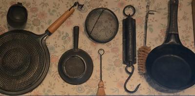 LOT 32K: Various Pieces of Vintage Kitchen Tools Used for Wall Decor and More