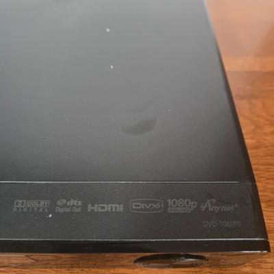 LOT 53X: Samsung DVD Player with Remote