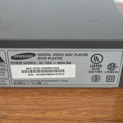 LOT 53X: Samsung DVD Player with Remote