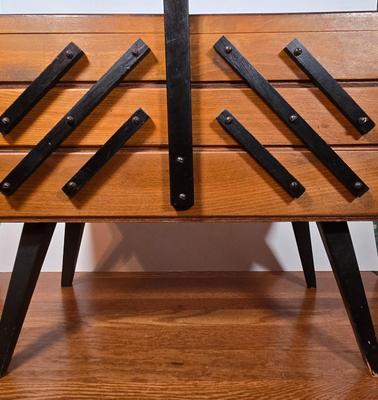 LOT 57X: Vintage Cantilever Sewing Box with Various Sewing Supplies