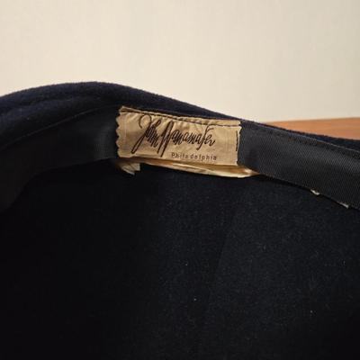 LOT 62X: Ladies' Hats and Hatbox