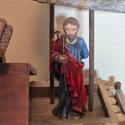 LOT 65H: Noah's Ark Display