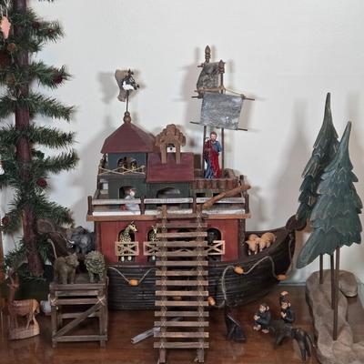 LOT 65H: Noah's Ark Display