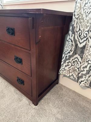4-DRAWER DRESSER