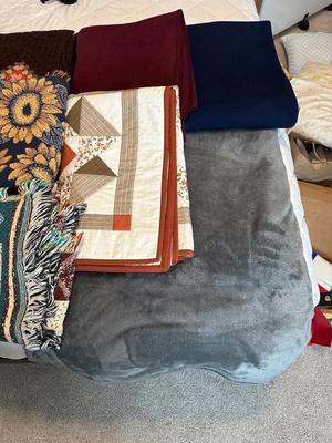 TABLE LINENS