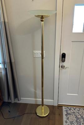 FLOOR LAMP WITH WASTE BASKET