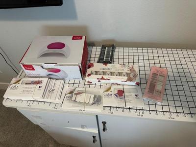 NAIL UV LAMP WITH POLISH
