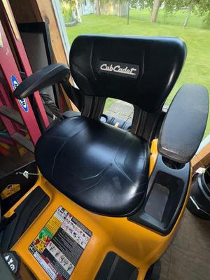 Sale Photo Thumbnail #6: Excellent condition, LX42”
114.9 hours