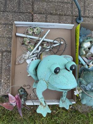 Sale Photo Thumbnail #134: O5-Garden Goodies
