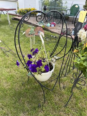 Sale Photo Thumbnail #144: O1-Plant stands