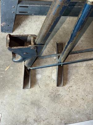 Sale Photo Thumbnail #199: G106-Garage Item