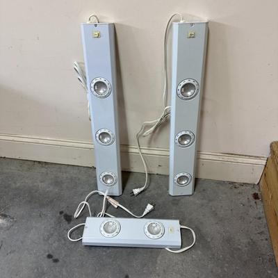 Rubbermaid Storage Totes, Lights, & Extension Cords (G-HS)