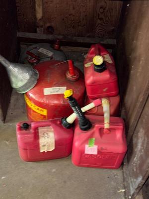 Sale Photo Thumbnail #231: G93-Gas Cans