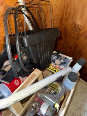 Sale Photo Thumbnail #249: G88-Shop light, tools +extras