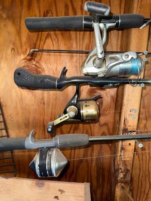 Sale Photo Thumbnail #268: G82-Fishing items