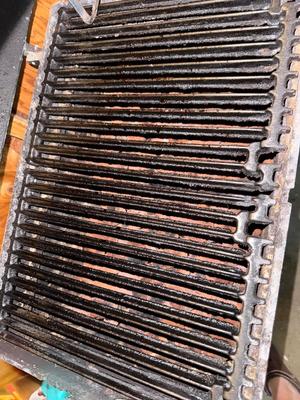 Sale Photo Thumbnail #273: G79-Propane grill