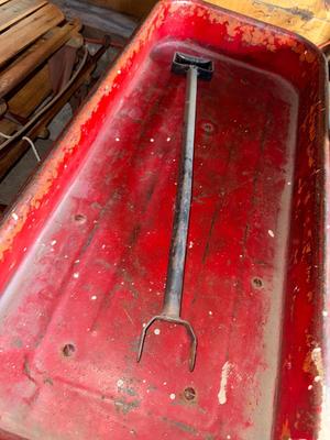 Sale Photo Thumbnail #296: G69-Wagon

Handle is not attached