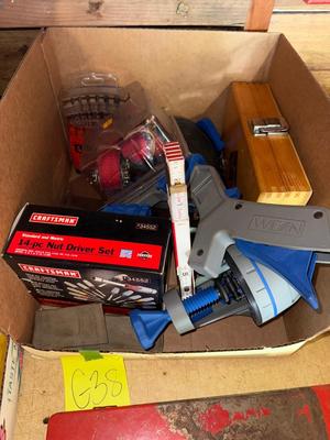 Sale Photo Thumbnail #384: G38-box of miscellaneous Garage items