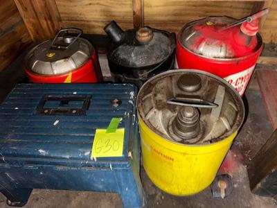 Sale Photo Thumbnail #410: G30-Stool + cans
