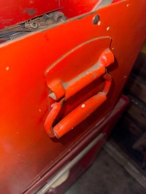 Sale Photo Thumbnail #435: G23.5-Snap on tool box