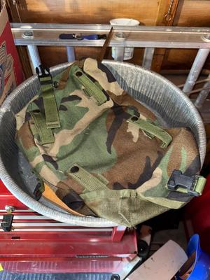 Sale Photo Thumbnail #455: G19-flat and metal pan contents