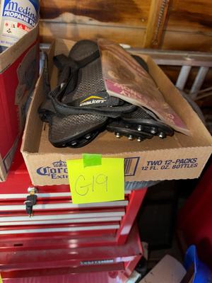Sale Photo Thumbnail #452: G19-flat and metal pan contents