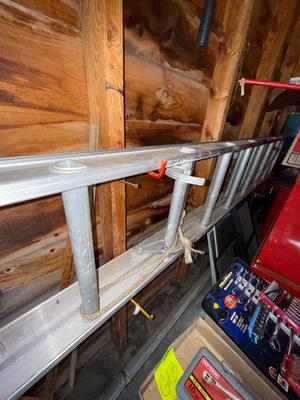 Sale Photo Thumbnail #463: G16-extension ladder