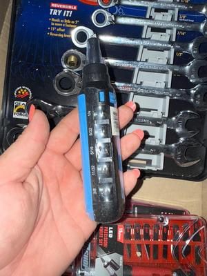 Sale Photo Thumbnail #467: G15-Flat of tools