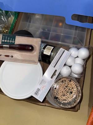 Sale Photo Thumbnail #531: D115-Craft Lot