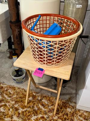 Sale Photo Thumbnail #542: D110-TV tray, laundry baskets, plus extras
