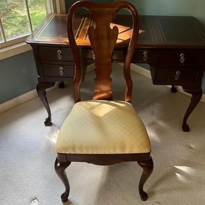 A795 Mid 20th Century Vintage Sligh Co. Leather Top Desk With Queen Anne Cherrywood Side Chair