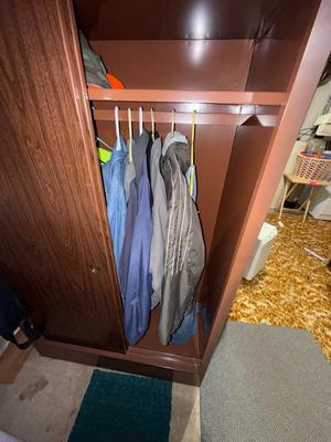Sale Photo Thumbnail #566: D102-Wardrobe with contents