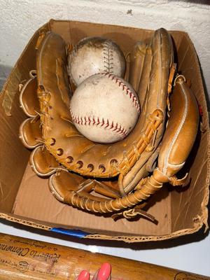 Sale Photo Thumbnail #583: D98-Baseball bats and gloves