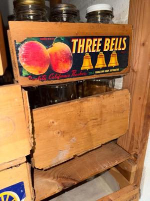 Sale Photo Thumbnail #612: D90-Crates and Jars