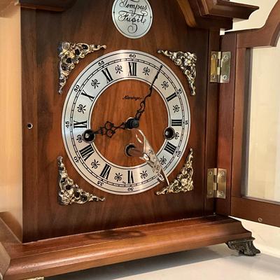 L831 Kieninger Tempus Fugit German Mantel Clock