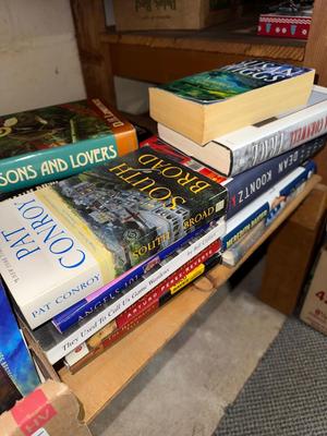 Sale Photo Thumbnail #640: D84-Book Lot