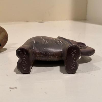 L833 Vintage Small Stone and Wood Carved Elephant Figures Kenya
