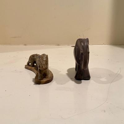 L833 Vintage Small Stone and Wood Carved Elephant Figures Kenya